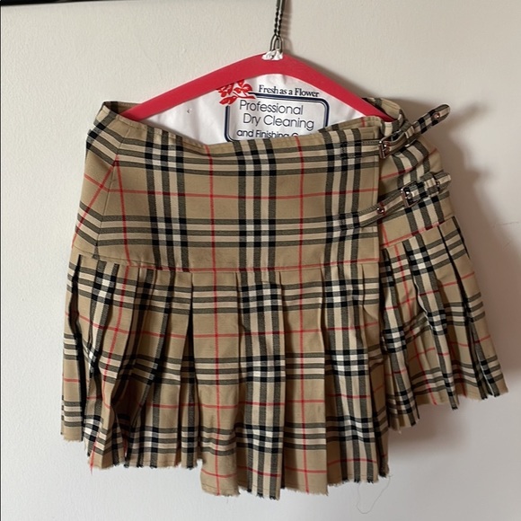 【関税&送料込み】Burberry Skirt Burberry | Skirts | Burberry Skirt | Poshmark